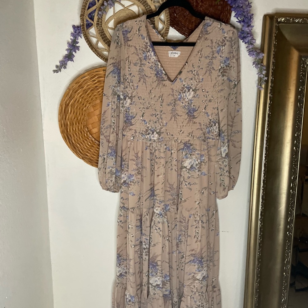 Storia Beige and Lavender floral Long Sleeve Dress